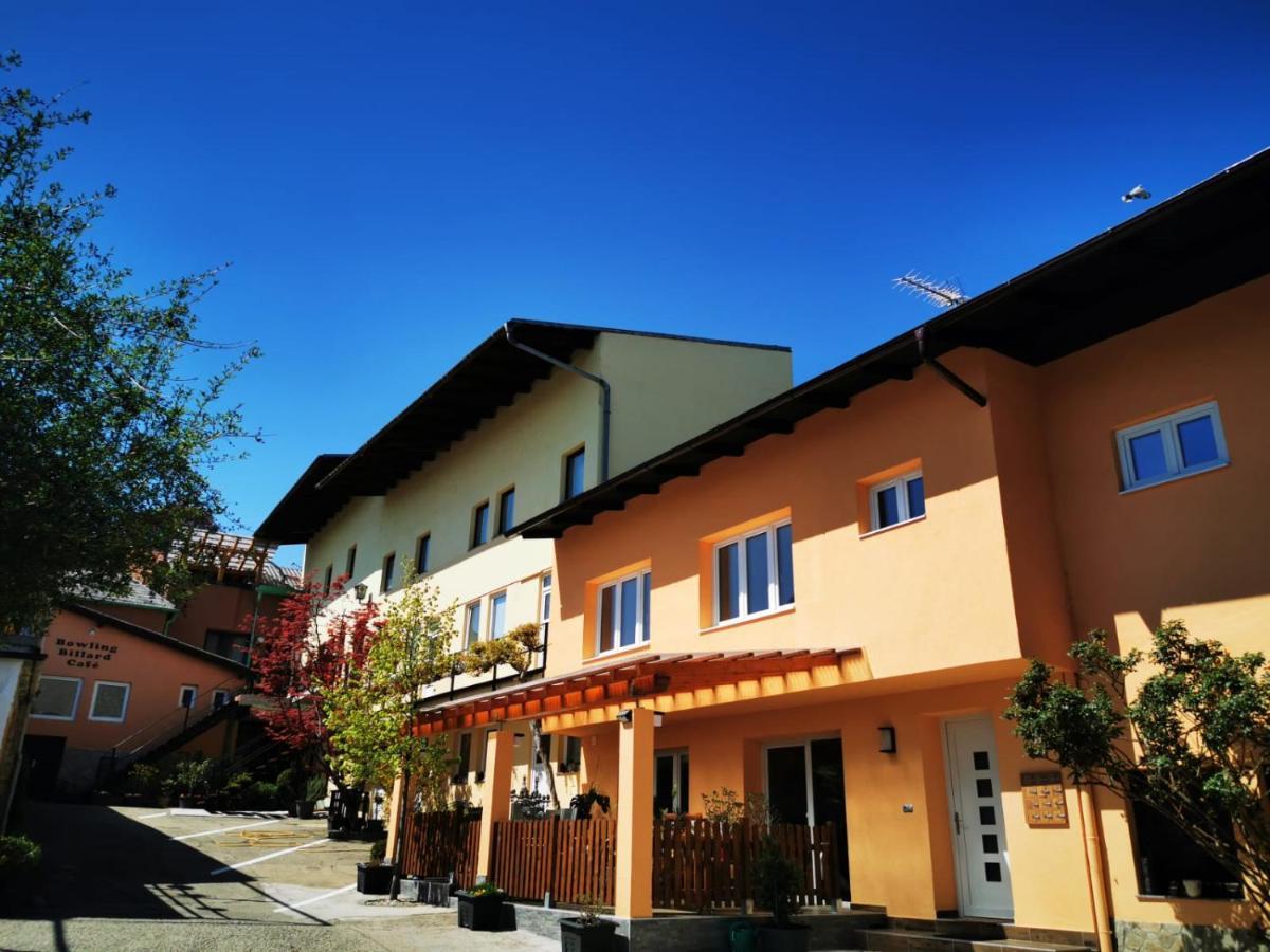 Hotel Goldene Krone Mistelbach Εξωτερικό φωτογραφία