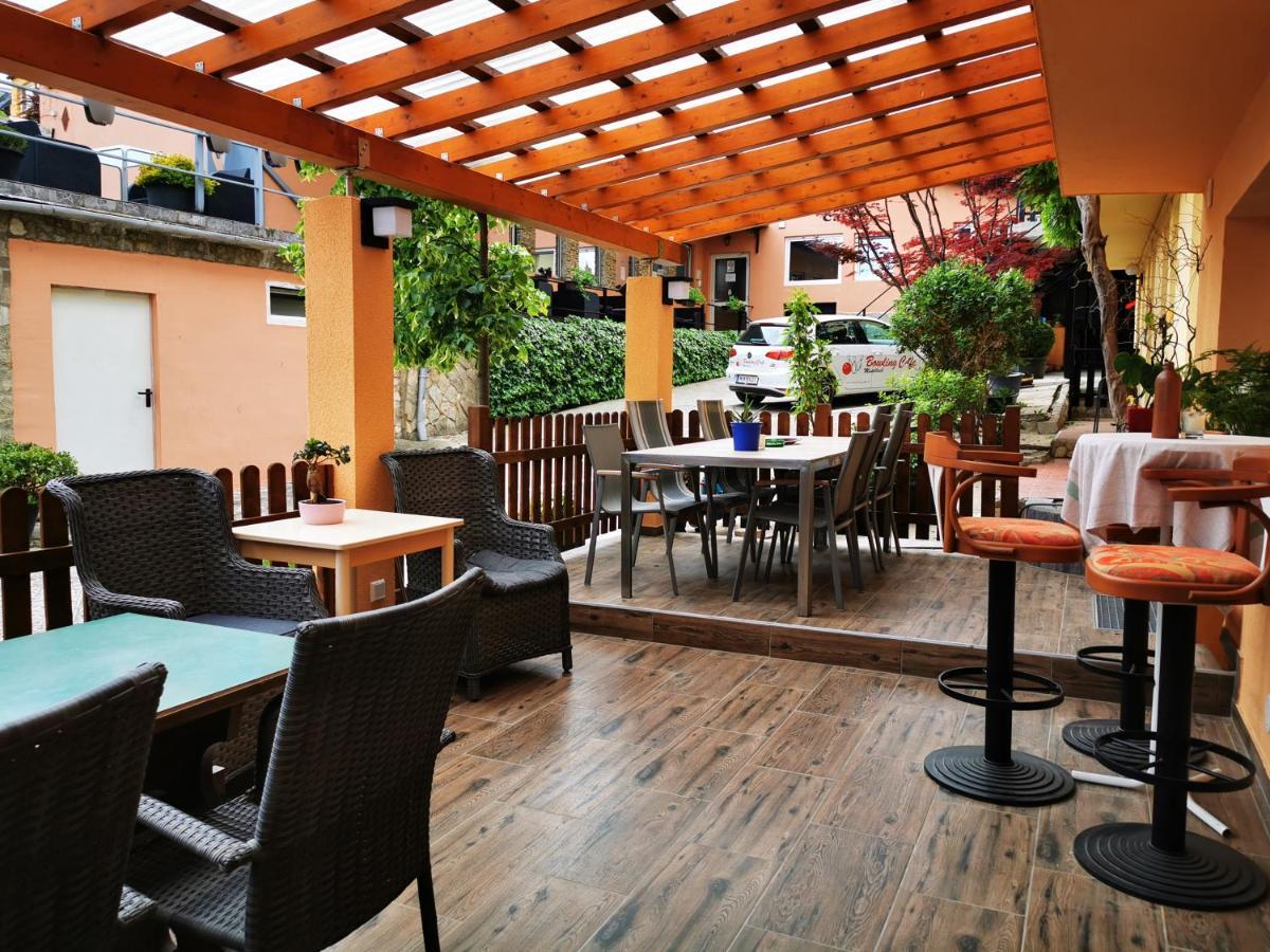Hotel Goldene Krone Mistelbach Εξωτερικό φωτογραφία