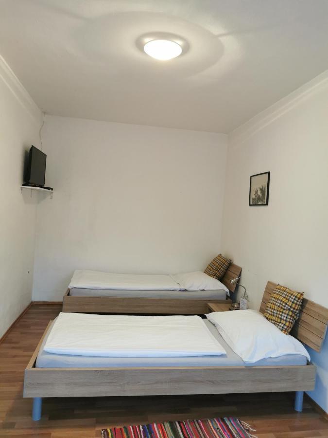 Hotel Goldene Krone Mistelbach Εξωτερικό φωτογραφία