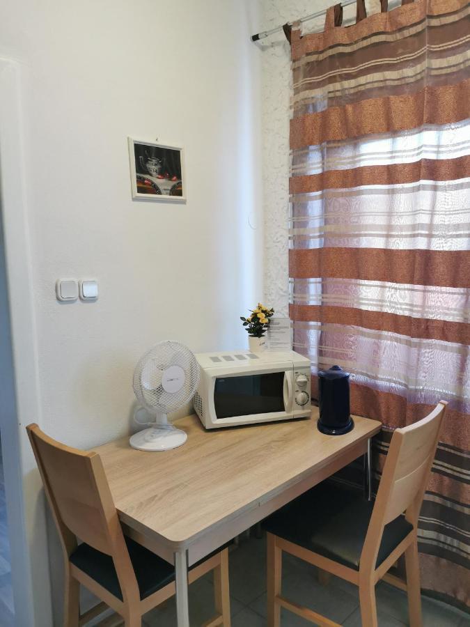 Hotel Goldene Krone Mistelbach Εξωτερικό φωτογραφία